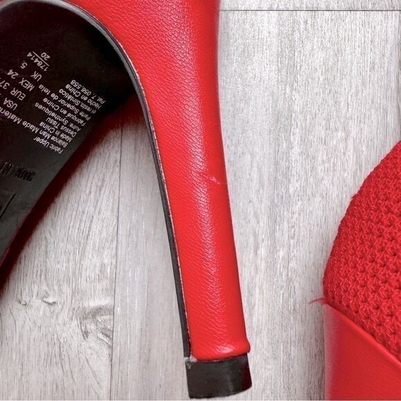 Pointed Toe Red Sock Ankle Boots 8 - Picture 5 of 7